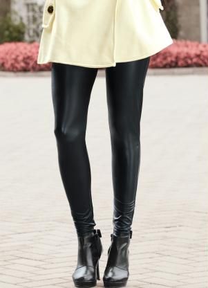 Calça Preta Brilhante Modelo Skinny