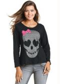Blusa com Estampa Frontal de Caveira Preta