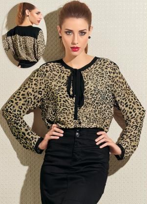 Camisa Feminina com Estampa de Onça